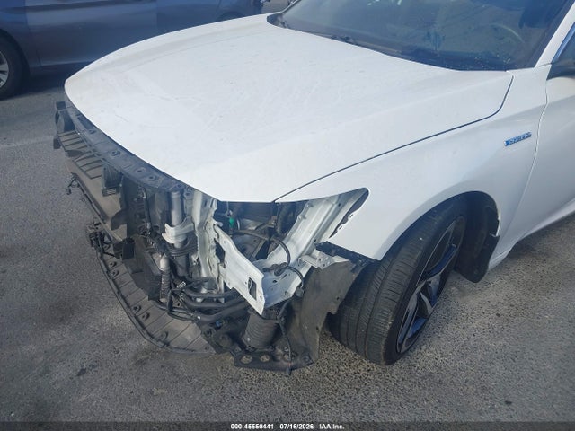 1HGCV3F20NA044981 Honda Accord Hybrid Sport