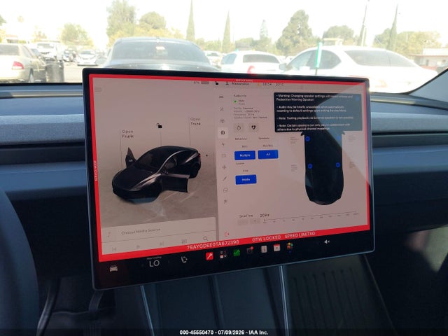 Продаж на аукціоні авто 2026 Tesla Model Y All-wheel Drive/long Range Launch Series/premium All-wheel Drive, vin: 7SAYGDEE0TA672396, номер лоту: 45550470