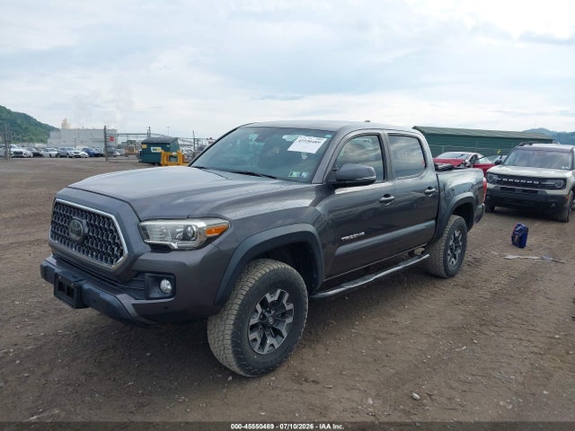 45550489 :رقم المزاد ، 5TFCZ5AN7JX143336 vin ، 2018 Toyota Tacoma Trd Off Road مزاد بيع