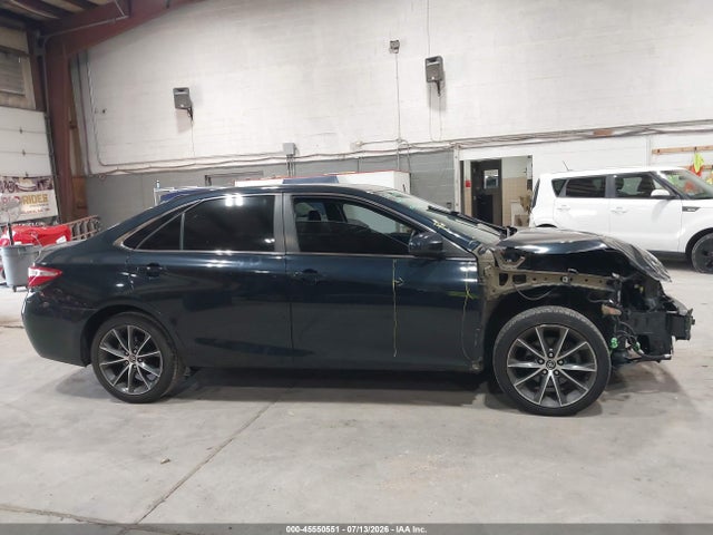 45550551 :رقم المزاد ، 4T1BF1FK3FU921292 vin ، 2015 Toyota Camry Xse مزاد بيع