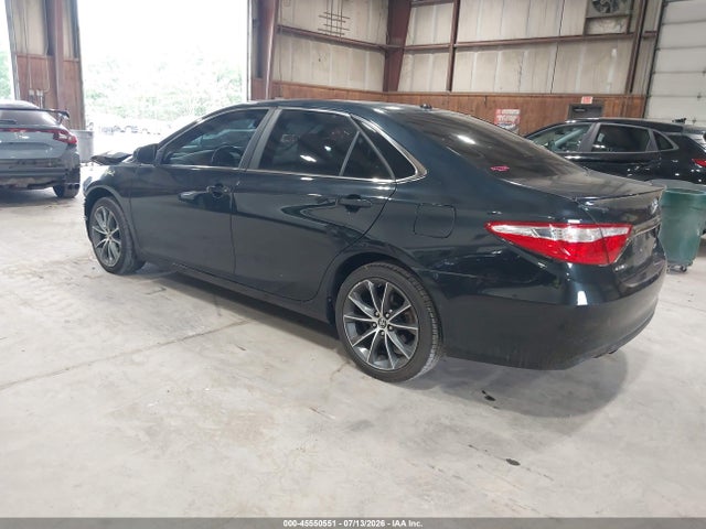 45550551 :رقم المزاد ، 4T1BF1FK3FU921292 vin ، 2015 Toyota Camry Xse مزاد بيع