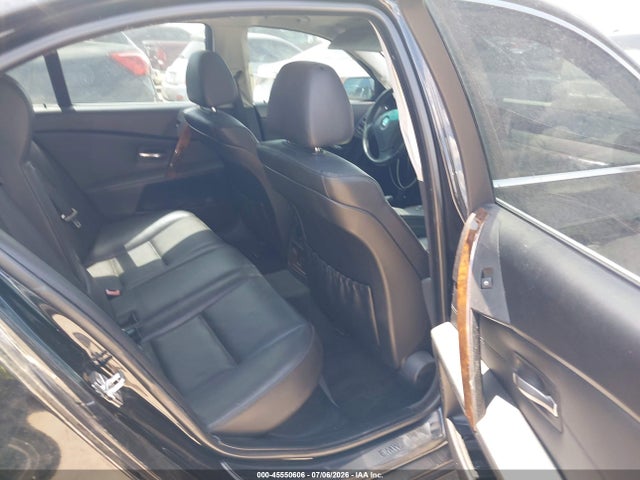 45550606 :رقم المزاد ، WBANE53577CW65916 vin ، 2007 Bmw 525i مزاد بيع
