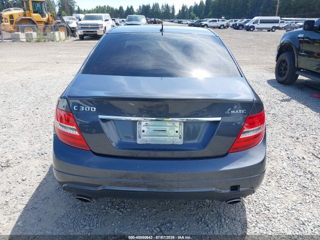 WDDGF8AB2ER317184 Mercedes-Benz C 300 Sport 4matic