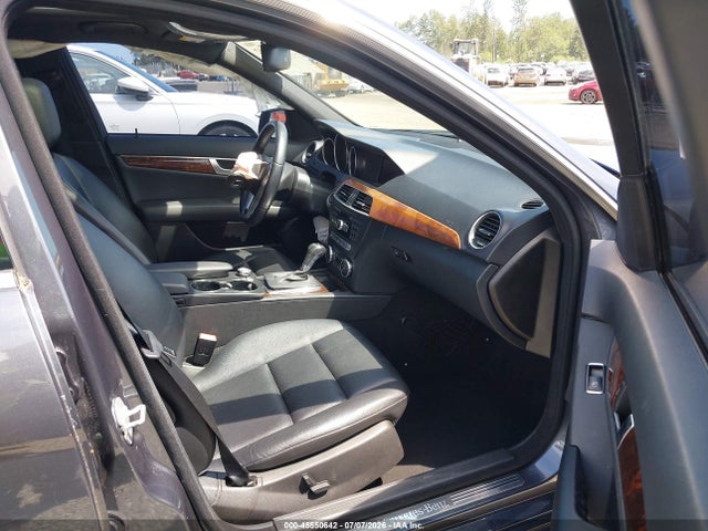 WDDGF8AB2ER317184 Mercedes-Benz C 300 Sport 4matic