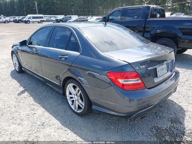 WDDGF8AB2ER317184 Mercedes-Benz C 300 Sport 4matic