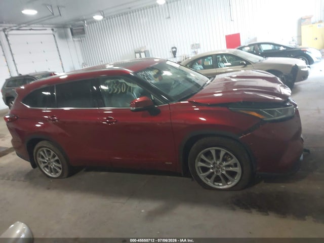 2022 Toyota Highlander Hybrid Limited მანქანა იყიდება აუქციონზე, vin: 5TDXBRCH5NS551673, აუქციონის ნომერი: 45550712