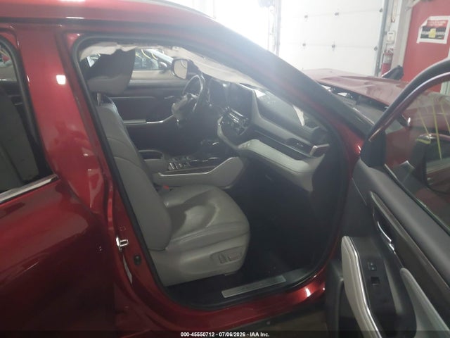 2022 Toyota Highlander Hybrid Limited მანქანა იყიდება აუქციონზე, vin: 5TDXBRCH5NS551673, აუქციონის ნომერი: 45550712