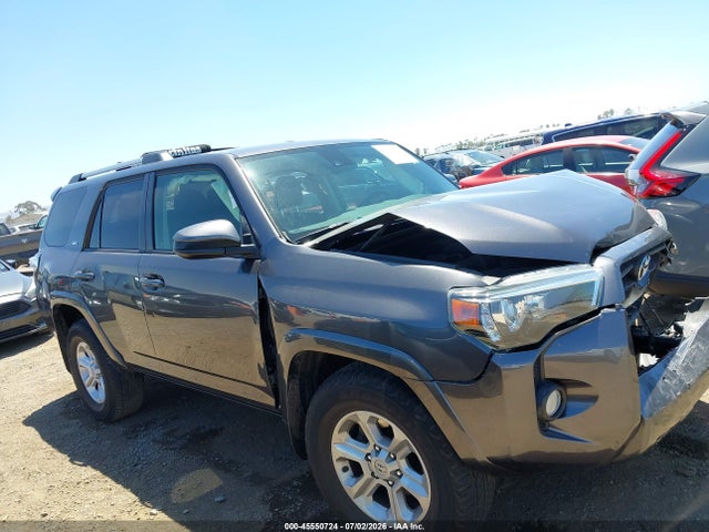Toyota 4RUNNER SR5 2020 JTEZU5JR9L5218561 Image 13