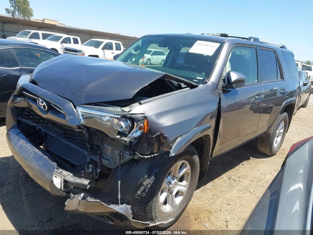 Toyota 4RUNNER SR5 2020 JTEZU5JR9L5218561 Image 2