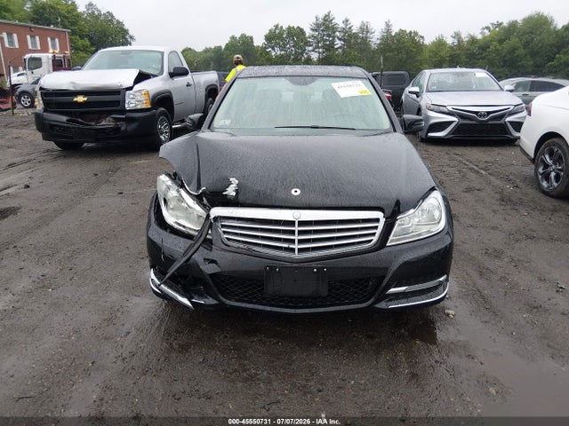 Продаж на аукціоні авто 2014 Mercedes-benz C 300 Luxury 4matic, vin: WDDGF8AB9EG225520, номер лоту: 45550731