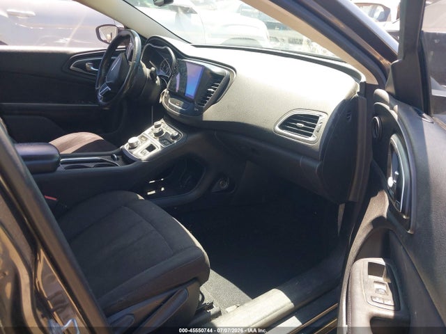 1C3CCCAB2FN654245 Chrysler 200 Limited