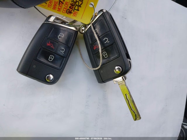 Продажа на аукционе авто 2018 Volkswagen Tiguan 2.0t Se/2.0t Sel, vin: 3VV2B7AX0JM094226, номер лота: 45550790