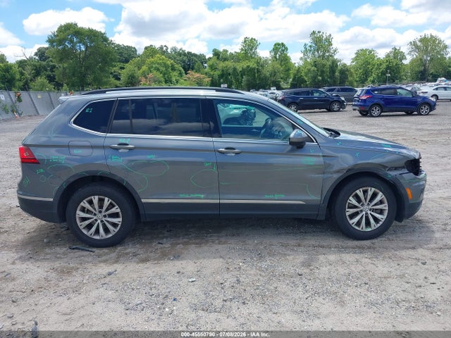 Продажа на аукционе авто 2018 Volkswagen Tiguan 2.0t Se/2.0t Sel, vin: 3VV2B7AX0JM094226, номер лота: 45550790