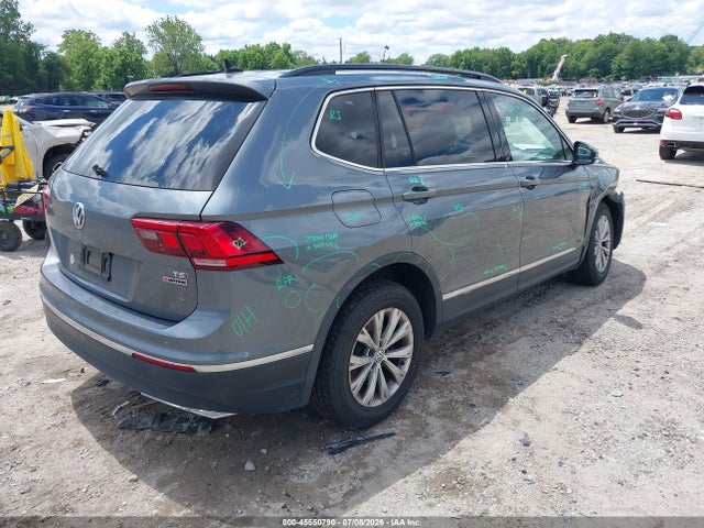 Продажа на аукционе авто 2018 Volkswagen Tiguan 2.0t Se/2.0t Sel, vin: 3VV2B7AX0JM094226, номер лота: 45550790