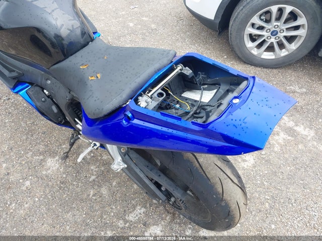 2006 Yamaha Yzfr6 L მანქანა იყიდება აუქციონზე, vin: JYARJ06E86A032328, აუქციონის ნომერი: 45550794