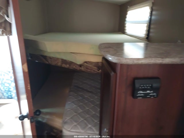 Keystone Outback 2015 4YDT29923FB452471 Image 13