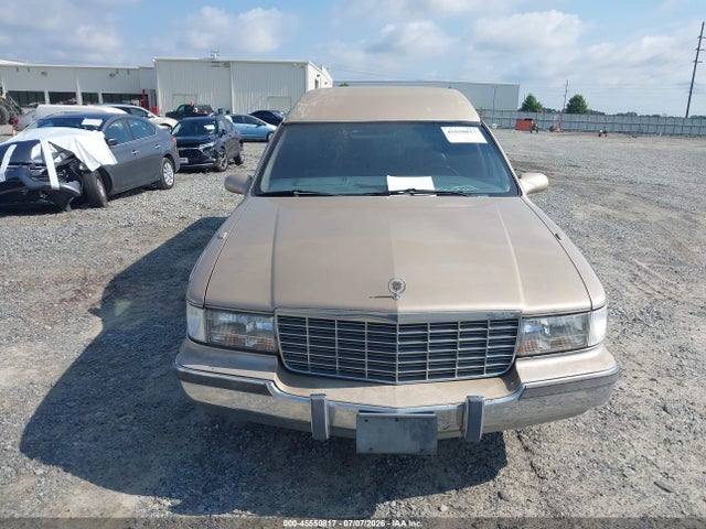 1996 Cadillac Commercial Chassis მანქანა იყიდება აუქციონზე, vin: 1GEFH90P9TR706072, აუქციონის ნომერი: 45550817