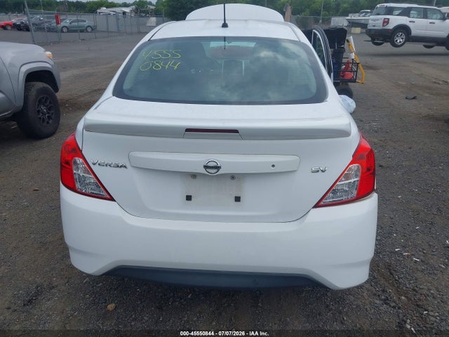 45550844 :رقم المزاد ، 3N1CN7AP2JL849590 vin ، 2018 Nissan Versa 1.6 Sv مزاد بيع