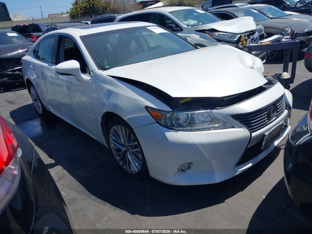 45550849 :رقم المزاد ، JTHBK1GG9F2164208 vin ، 2015 Lexus Es 350 مزاد بيع