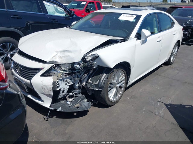 45550849 :رقم المزاد ، JTHBK1GG9F2164208 vin ، 2015 Lexus Es 350 مزاد بيع