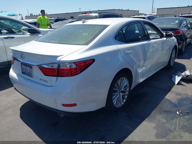 45550849 :رقم المزاد ، JTHBK1GG9F2164208 vin ، 2015 Lexus Es 350 مزاد بيع