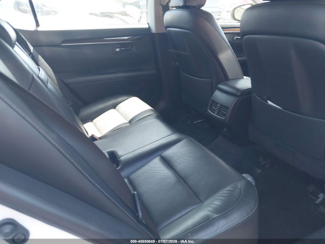 45550849 :رقم المزاد ، JTHBK1GG9F2164208 vin ، 2015 Lexus Es 350 مزاد بيع
