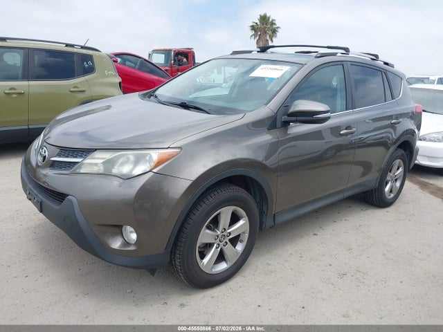 Toyota Rav4 Xle 2015 2T3WFREV7FW186741 Image 2