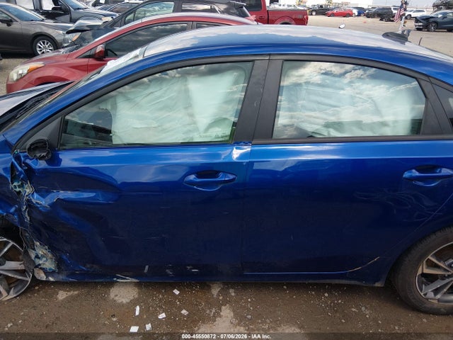 2024 Kia Forte Lxs მანქანა იყიდება აუქციონზე, vin: 3KPF24AD6RE768390, აუქციონის ნომერი: 45550872