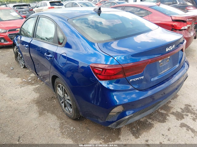 2024 Kia Forte Lxs მანქანა იყიდება აუქციონზე, vin: 3KPF24AD6RE768390, აუქციონის ნომერი: 45550872