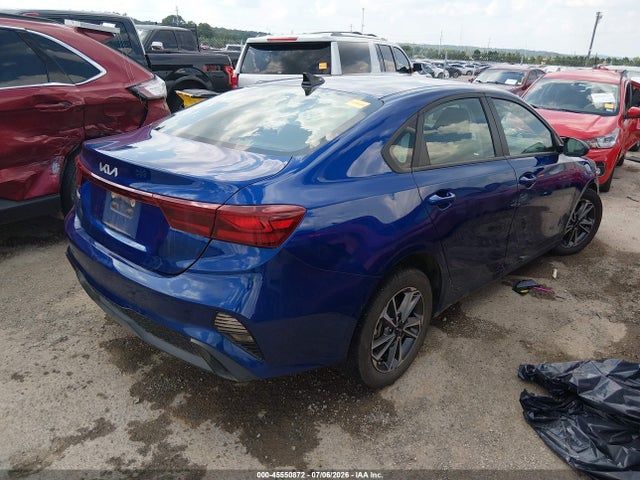 2024 Kia Forte Lxs მანქანა იყიდება აუქციონზე, vin: 3KPF24AD6RE768390, აუქციონის ნომერი: 45550872