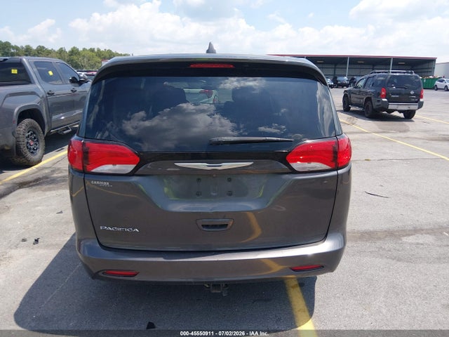 45550911 :رقم المزاد ، 2C4RC1DG4HR512986 vin ، 2017 Chrysler Pacifica Touring مزاد بيع