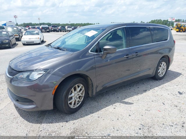 45550911 :رقم المزاد ، 2C4RC1DG4HR512986 vin ، 2017 Chrysler Pacifica Touring مزاد بيع