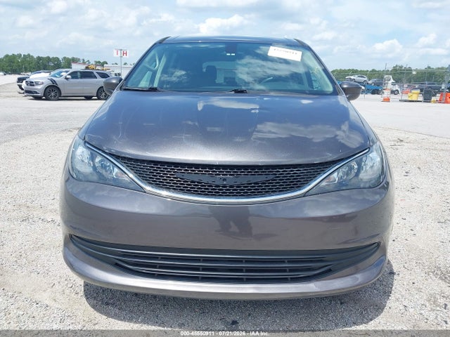 45550911 :رقم المزاد ، 2C4RC1DG4HR512986 vin ، 2017 Chrysler Pacifica Touring مزاد بيع