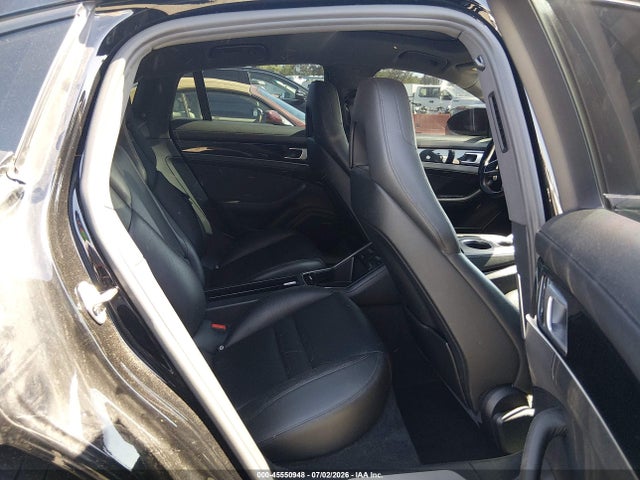 WP0AA2A74JL104032 Porsche PANAMERA 4