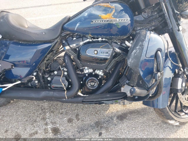 Harley-Davidson FLHXS 2019 1HD1KRP13KB672268 Image 8