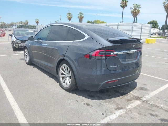 Tesla Model X 60d/70d/75d/90d/p100d 2016 5YJXCBE27GF015392 Image 3