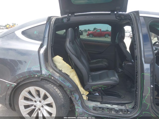 Tesla Model X 60d/70d/75d/90d/p100d 2016 5YJXCBE27GF015392 Image 8
