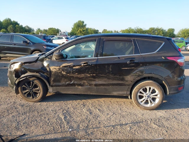 1FMCU9G95HUC52496 Ford ESCAPE SE