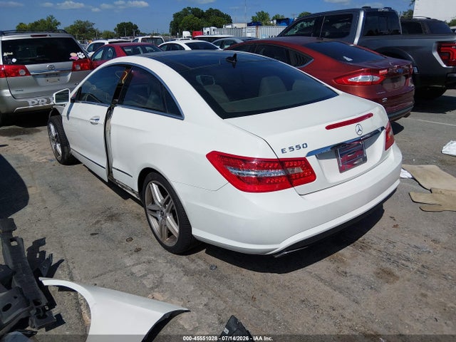 Aukcja sprzedaży 2011 Mercedes-benz E 550, vin: WDDKJ7CB7BF065669, numer aukcji: 45551028
