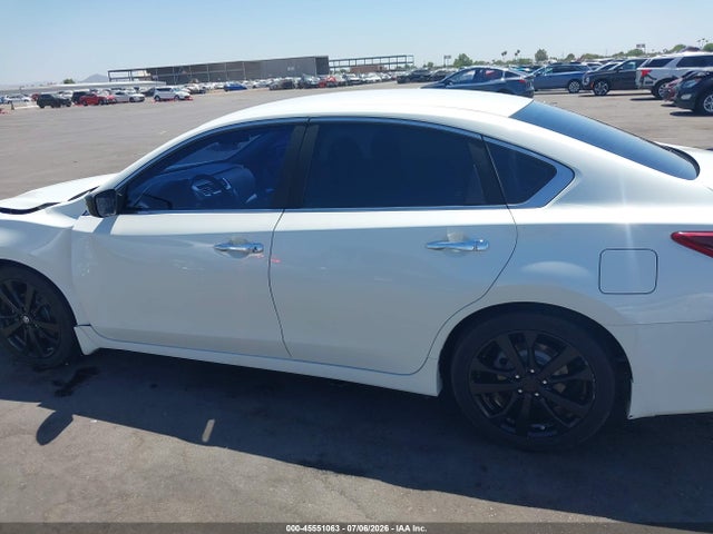 1N4AL3AP8HN336850 Nissan Altima 2.5 Sr