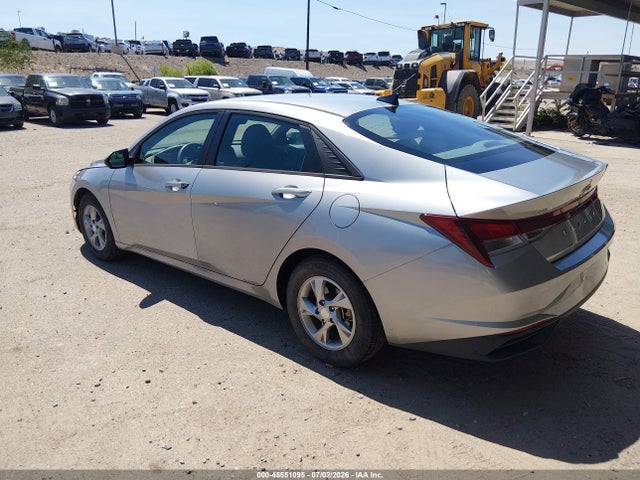5NPLL4AG2MH049698 Hyundai ELANTRA SE