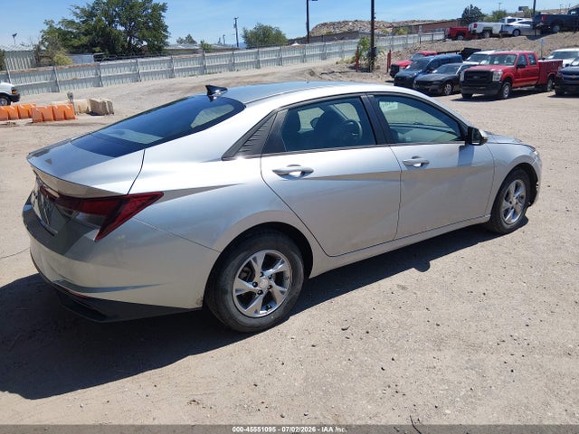 5NPLL4AG2MH049698 Hyundai ELANTRA SE