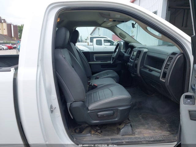 3C6JR6DG0KG502887 RAM 1500 Classic Tradesman 4x2 8&#039; Box