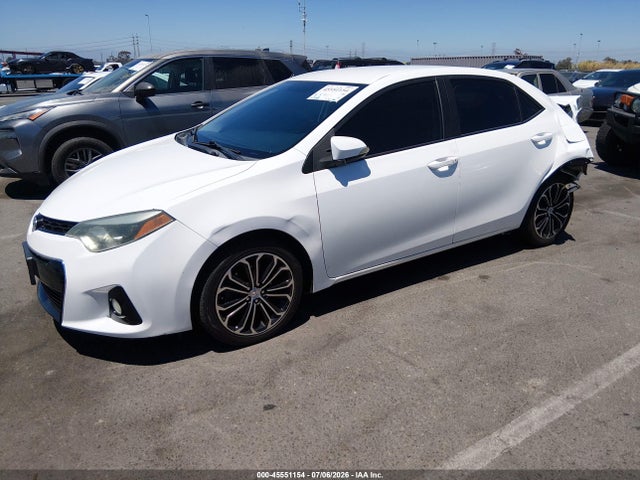 Toyota Corolla S Plus 2015 5YFBURHE7FP354078 Image 2