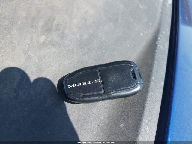 Продажа на аукционе авто 2017 Tesla Model S 60/75, vin: 5YJSA1E18HF188678, номер лота: 45551158