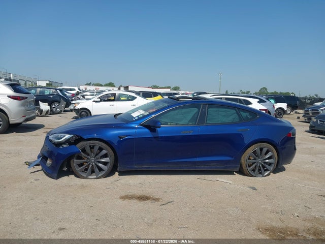 Продажа на аукционе авто 2017 Tesla Model S 60/75, vin: 5YJSA1E18HF188678, номер лота: 45551158