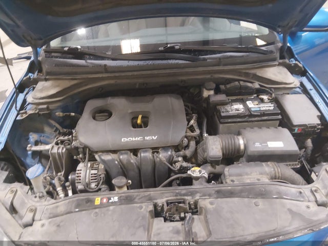 5NPD84LF1JH233195 Hyundai ELANTRA SEL