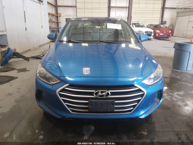 5NPD84LF1JH233195 Hyundai ELANTRA SEL