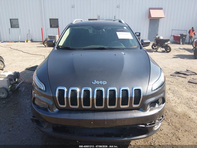 1C4PJMCS9HW626011 Jeep Cherokee Latitude
