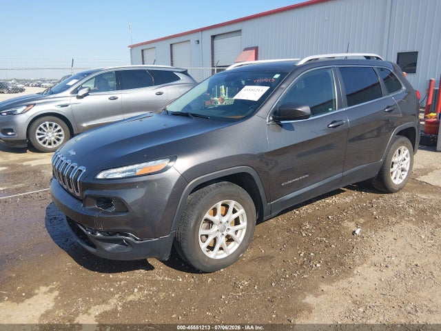 1C4PJMCS9HW626011 Jeep Cherokee Latitude
